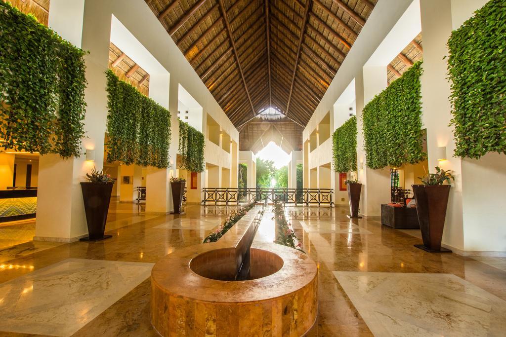 מלון פלאייה דל כרמן Occidental At Xcaret Destination מראה חיצוני תמונה Lobby at Grand Palladium Hotel